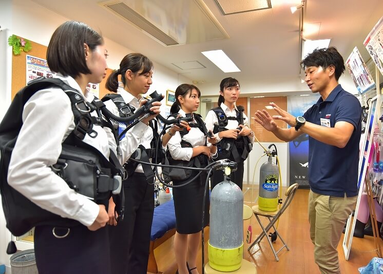 ダイビングライセンス講習の料金