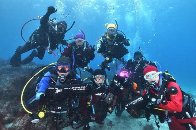水中からの海洋ゴミの回収